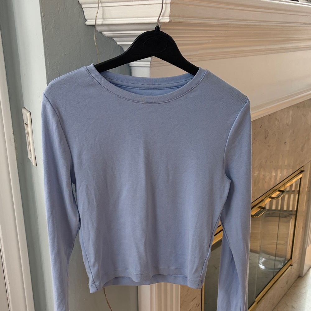 GAP Cropped Light Blue Long Sleeve Tee